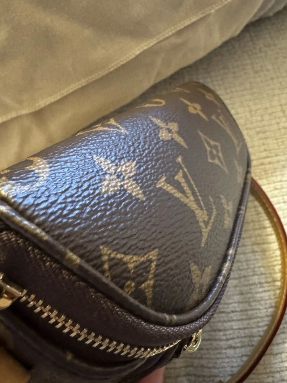 Louis Vuitton Mini Bumbag - Picture 5 of 5